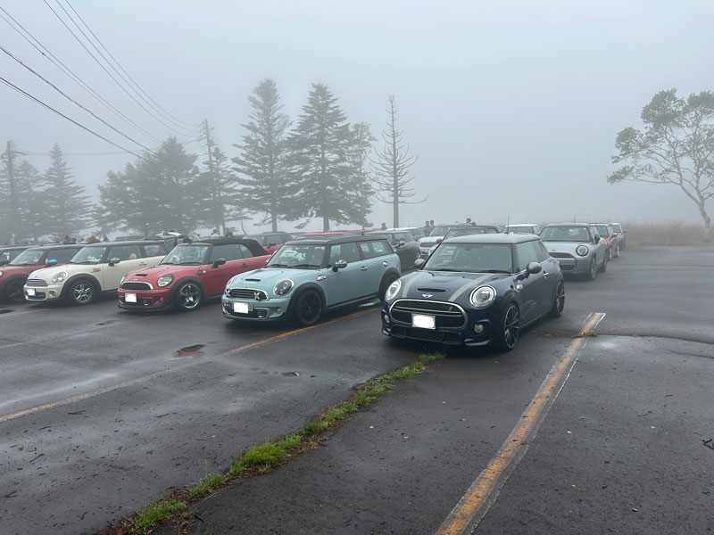 霧ヶ峰IC無料駐車場ミニクーパー1