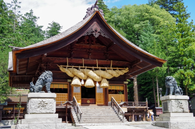 諏訪大社下社秋宮